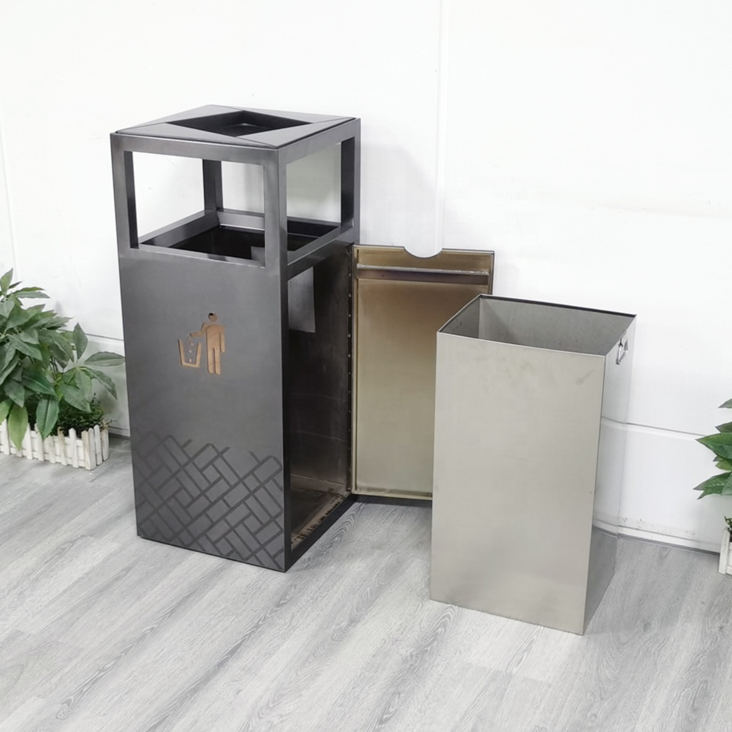 18 Gallon Commercial Stainless Steel Trash Bin | Modern Open-Top Lobby Waste Bin (Black)